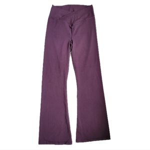 VS PINK Burgundy Crossover Ankle Flare Leggings Yoga Pants Size Medium